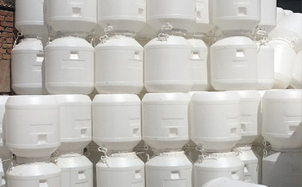 两当塑料桶耐化学腐蚀性能选择指南