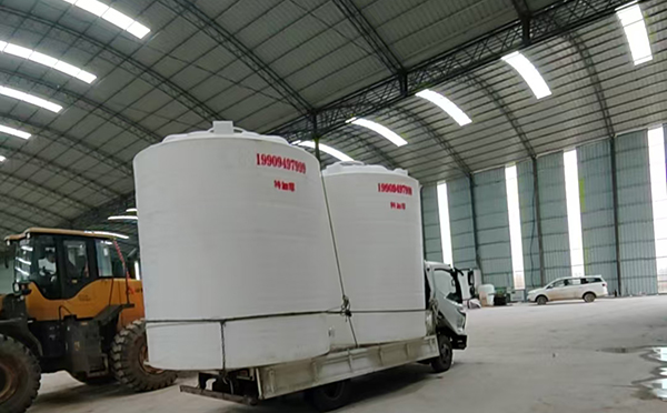 特加厚两当塑料大桶装车运输交付实录